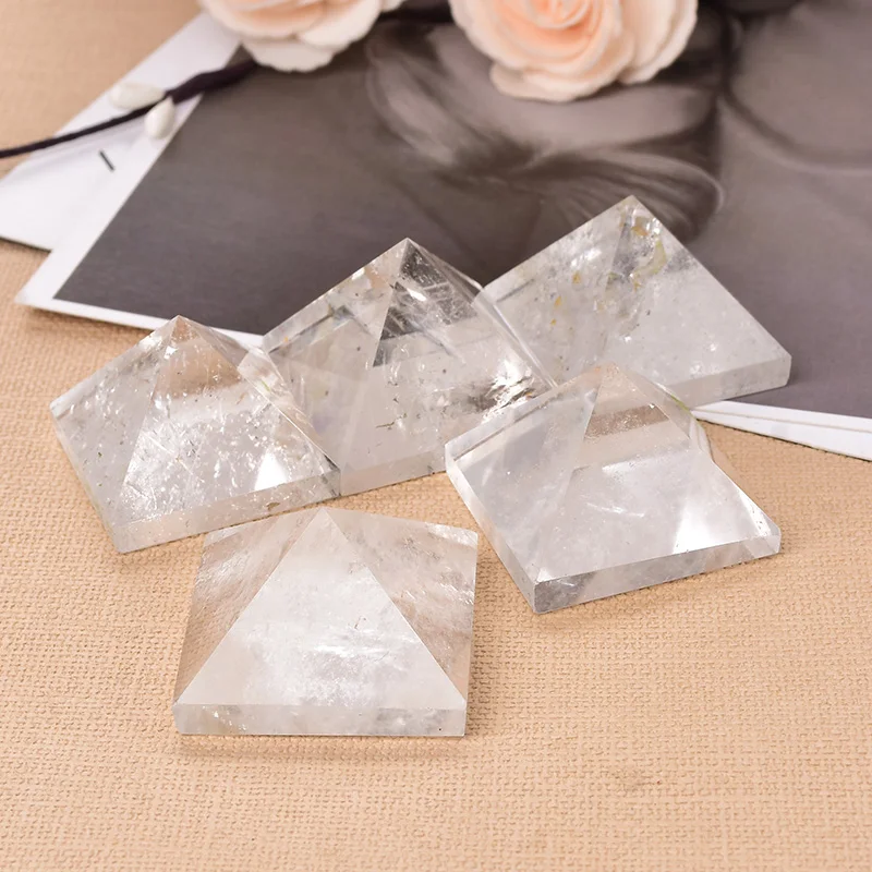 Clear quartz crystal pyramid 4