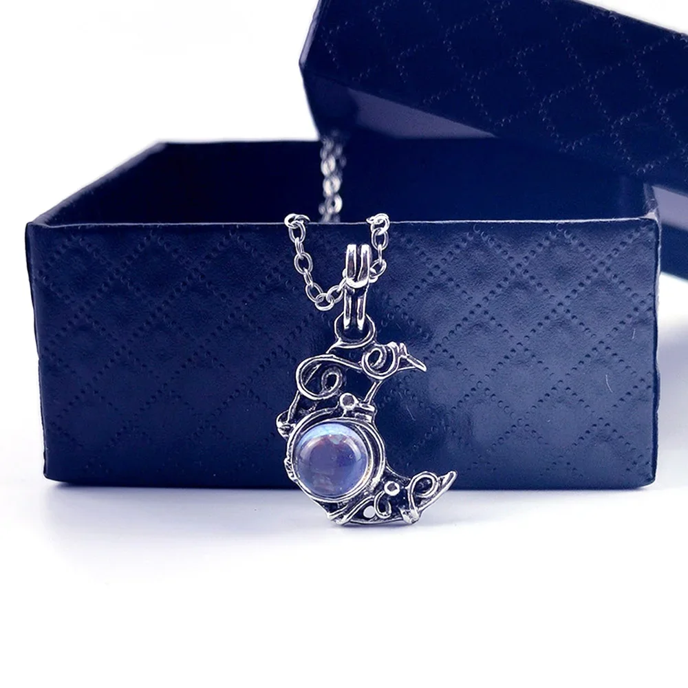 Vintage moonstone-style pendant necklace 5