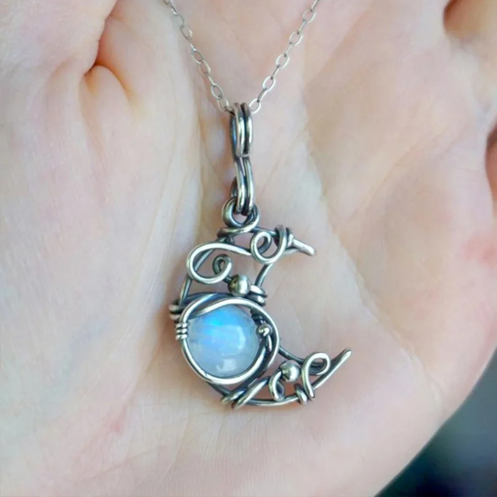 Vintage moonstone-style pendant necklace 4