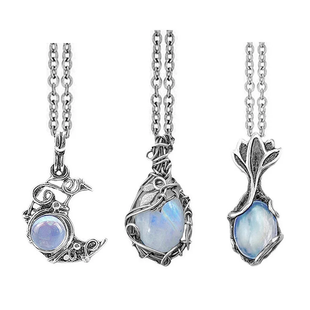 Vintage moonstone-style pendant necklace